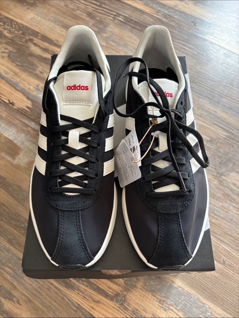 adidas Women’s Run 76/26 in Black Size 8